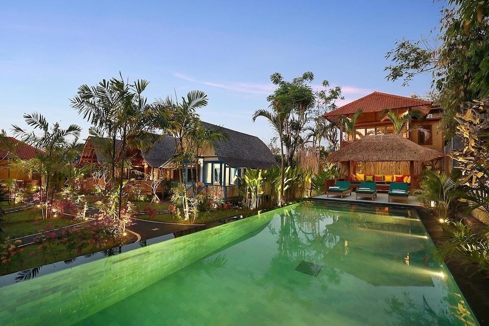Uluwatu Lumbung Cottages エクステリア 写真